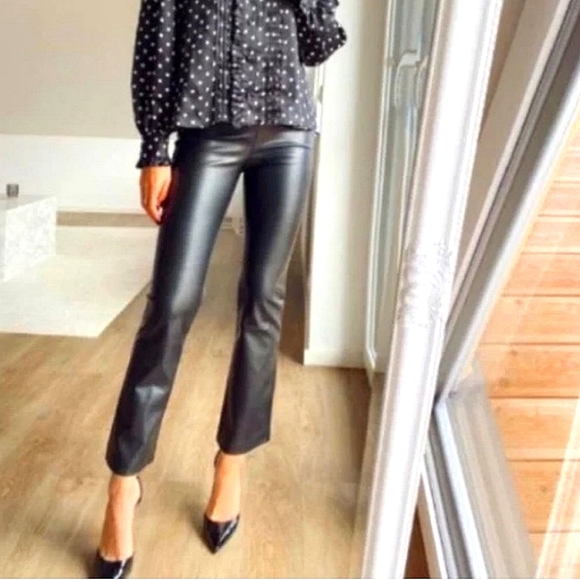 ZARA * MINI FLARED FAUX LEATHER LEGGINGS Pants Jeans BLACK Cropped - Picture 12 of 12